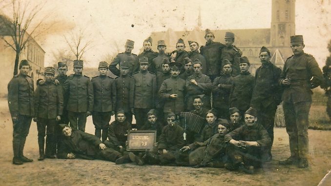 1919 soldaten fort voor kerk