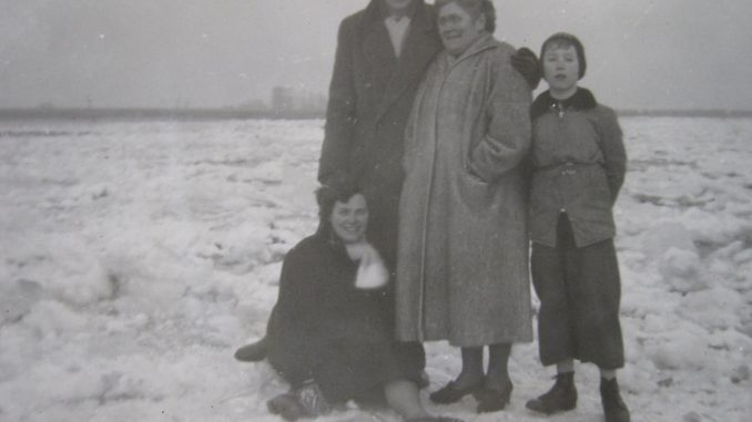 1954 waal dichtgevroren (via jos banning)